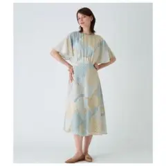美品■レリアン ■フレアスリーブワンピース■グリーン系■9号■定価8.3万