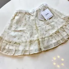 新品未使用タグ付き　BeBe 110 夏用スカートのサムネイル