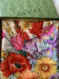 Gucci シルク スカーフ 花柄 フローラル - メルカリ