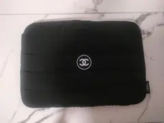CHANELノベルティパソコンケース