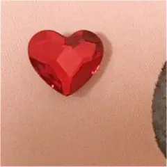 ハート❤️レッド色　スワロフスキー   マスクピアス