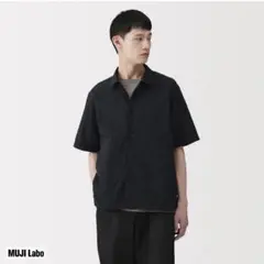 「MUJI Labo」　天然素材を原料に染色した 半袖シャツ ブラック Ｍのサムネイル
