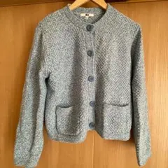 ユニクロ　ライトブルー ボタン付きカーディガン L