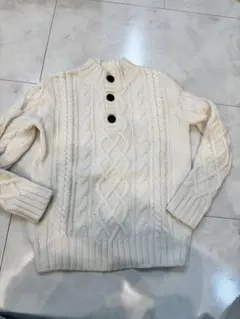 GapKids アイボリー ケーブルニットセーター 120cm クリスマスコーデ