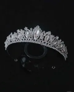 シルバー ティアラ クリスタル装飾