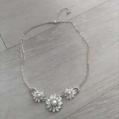 花モチーフ パール ネックレス