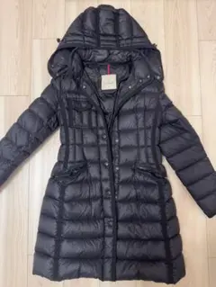 【週末値下げ】MONCLER（モンクレール）エルミンヌダウンジャケット