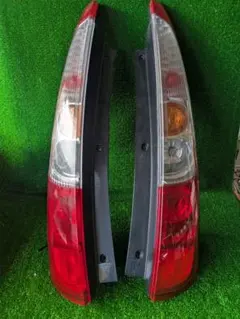 トヨタ パッソ KGC30 KGC35 純正 LEDテールランプ 左右セット - メルカリ