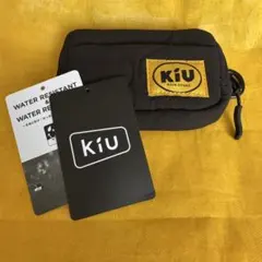 安心の匿名発送 KIU パデッドポーチM ミニマム財布 コインケース キーケースのサムネイル