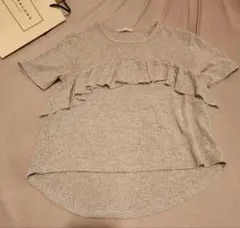 zara 美品フリル付きグレー半袖トップスS