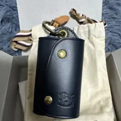 IL BISONTE ネイビー レザーキーケース