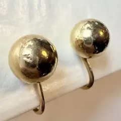 Item thumbnail for item 84e8ebcb-ed6d-4ca9-81bc-0f0e203cc3ef