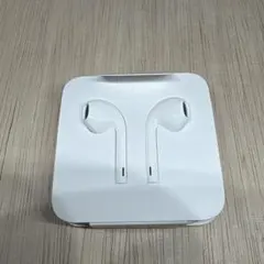 iPhone 純正 Lightningコネクタ➕アダプター付　有線イヤホン
