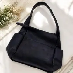美品✨ビースタッフ レザー ショルダーバッグ 7140R ブラック 本革のサムネイル