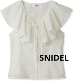 特価✨[スナイデル] トップス ホワイト　白　半袖　　SNIDEL　ブラウス