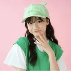 by LOVEiT クマ耳ギンガムチェックキャップのサムネイル
