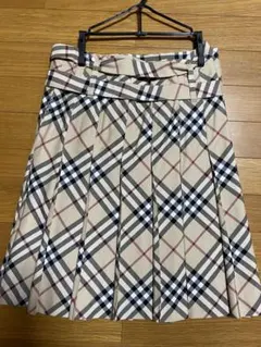 バーバリー スカート 38サイズ BURBERRY LONDON