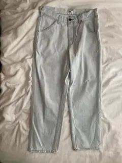 【UNIQLO】ライトグレー ストレートデニム