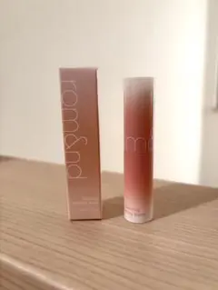 ロムアンド グラスティング メルティング バーム 11