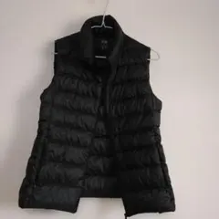 ULTRA LIGHT DOWN ブラック ダウンベスト サイズS