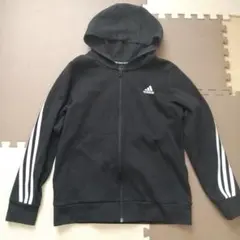 adidas 160サイズ 黒パーカー