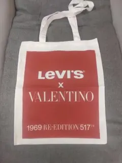 Levi's x Valentino トートバッグ ReEdition 517のサムネイル