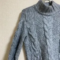 グレー ケーブルニット タートルネック　XSサイズ