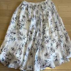 ルージュディアマン スカート　花柄