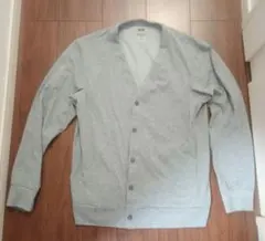 グレー カーディガン