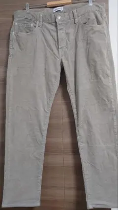 ぷ*に様 RED CARD ベージュ ストレッチコーデュロイ パンツ