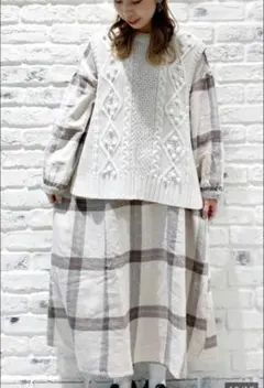 samansa mos2♥︎リネン混前後着ワンピース★キナリ《新品未使用》