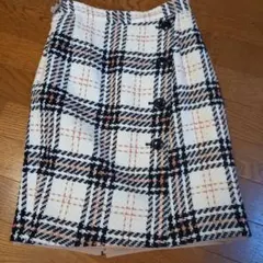 アプワイザーリッシェ　リバーシブルスカートのサムネイル