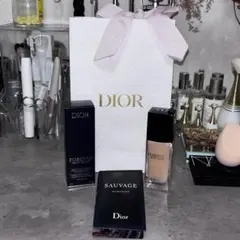 Dior ディオールスキン　フォーエヴァーフルイド　グロウ　1N
