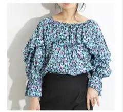 IENA LA BOUCLE LIBERTY ラッフルスリーブブラウスのサムネイル