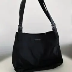 ★美品★エルパリス　ナイロン軽量！ハンドバッグ　黒　レザー　肩掛け