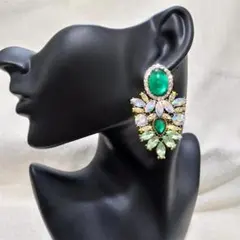 Item thumbnail for item 7c2480cd-f624-4396-8d25-e44f20d92e1a