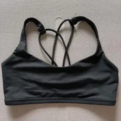 【lululemon】クロスストラップ スポーツブラ ブラックのサムネイル