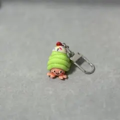 クリームソーダ背負ったヤドカリ
