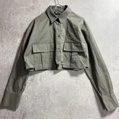 ザラ　ZARAクロップド丈シャツ　レディース　トップス　シャツ　長袖　カーキ