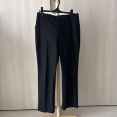 UNIQLO 黒スラックス