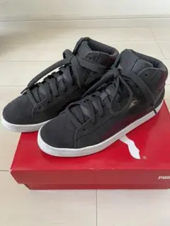 PUMA スエードスニーカー
