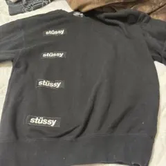 stüssy ブラック スウェット Sのサムネイル