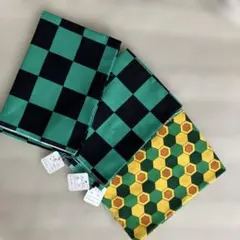 鬼滅の刃の生地　和柄　50×100センチ　ハンドメイド