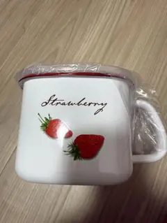 Strawberry柄 富士ホーロー保存容器 2点セットのサムネイル