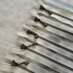 Item thumbnail for item e058cad5-ab9b-4ab7-9b6c-a2b93b46d0ca