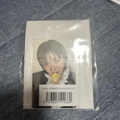 MISAMO フォトカード付きアクリルフォトスタンド　MOMO