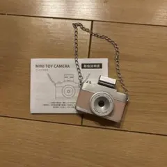 ミニトイカメラ　ピンク　スリーコイン　スリコ　3COINS