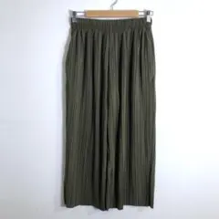上品 光沢 プリーツ ワイドパンツ カーキ ウエストゴム 楽ちん美脚モード 春夏