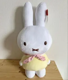 GRAN＋ぬいぐるみ　ミッフィー　お花柄のスカーフ　超超BIGぬいぐるみ