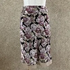LEST ROSE スカート　花柄　シアーヘム　裏地付き　日本製のサムネイル